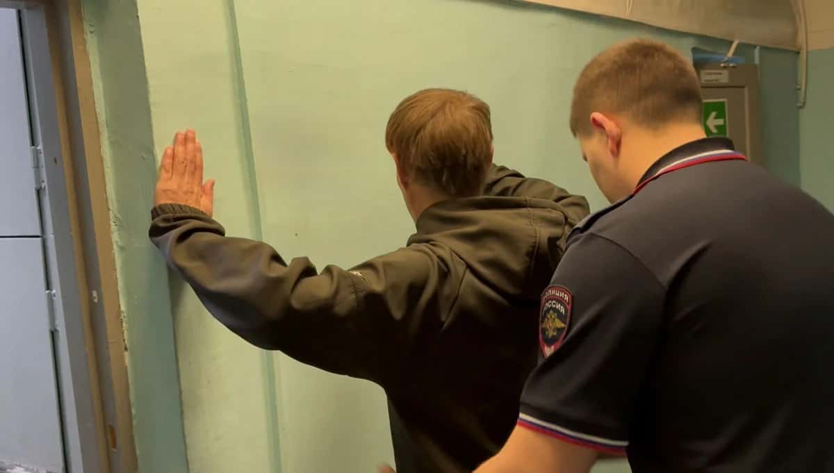 В Каменске-Уральском задержали грабителя знакомого