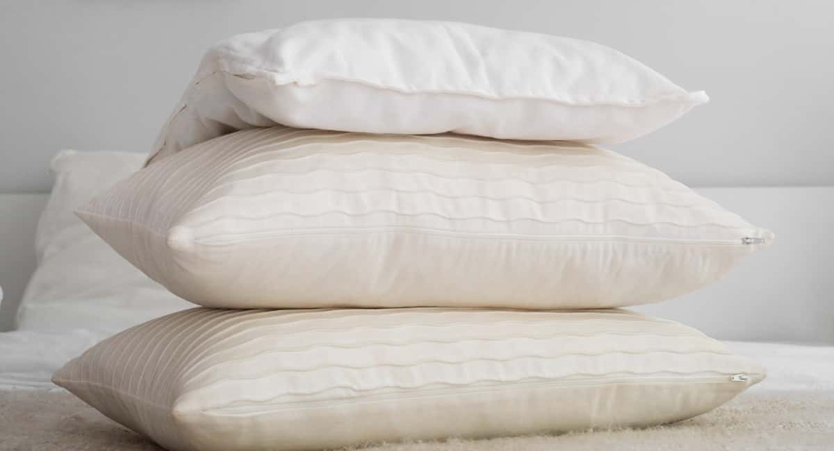 Какой наполнитель для подушки лучше - запомните раз и навсегда