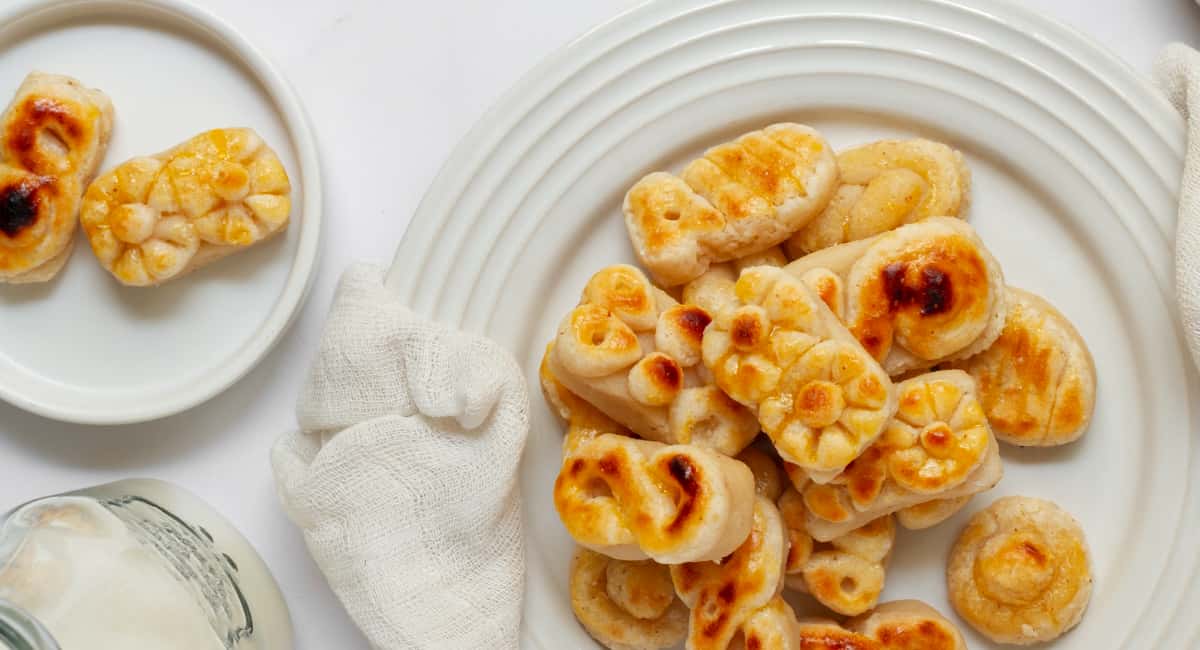 Научили готовить вкуснятину на завтрак за 5 минут: два яйца и пачка творога