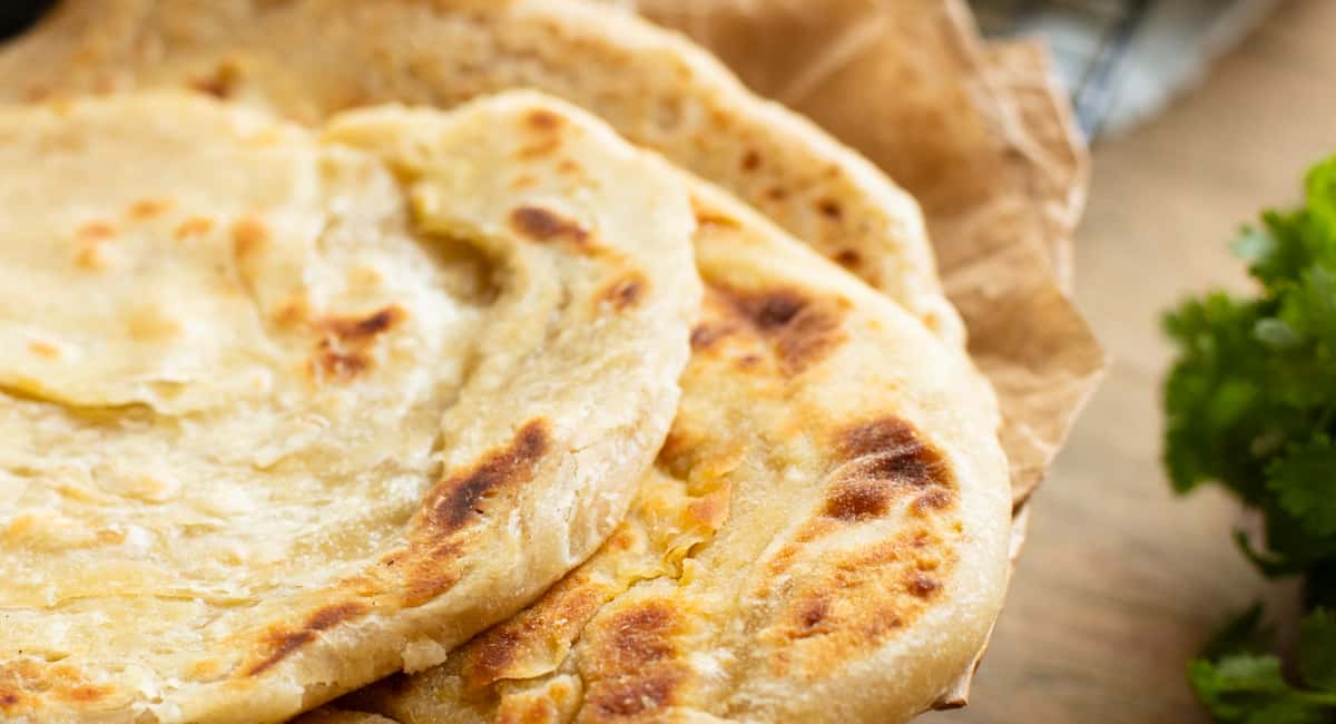 Просто заливаю майонез кипятком — и добавляю муку: всего через 30 минут гора вкуснятины на завтрак готова