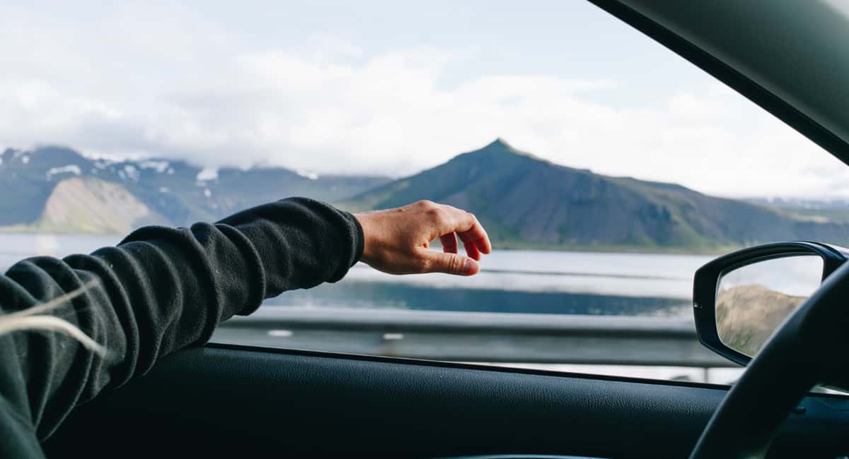 Сколько по времени нужно проехать, чтобы зарядить аккумулятор в мороз: точный ответ мастера на СТО