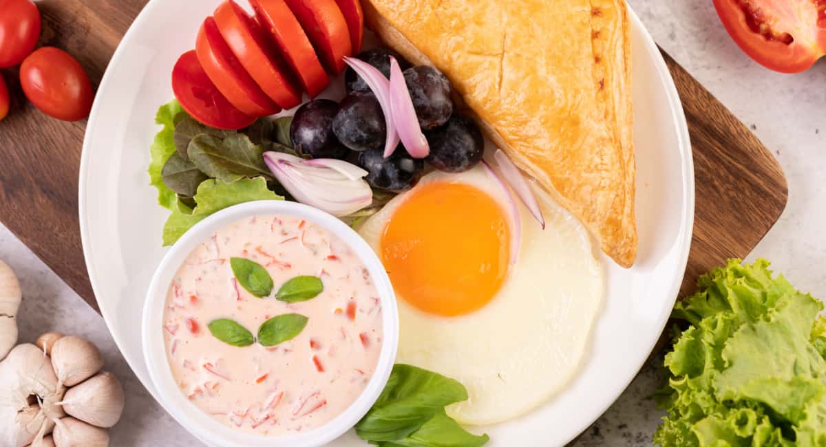 Обошел кашу, яйца и намного полезнее, чем овощи: назван самый полезный завтрак