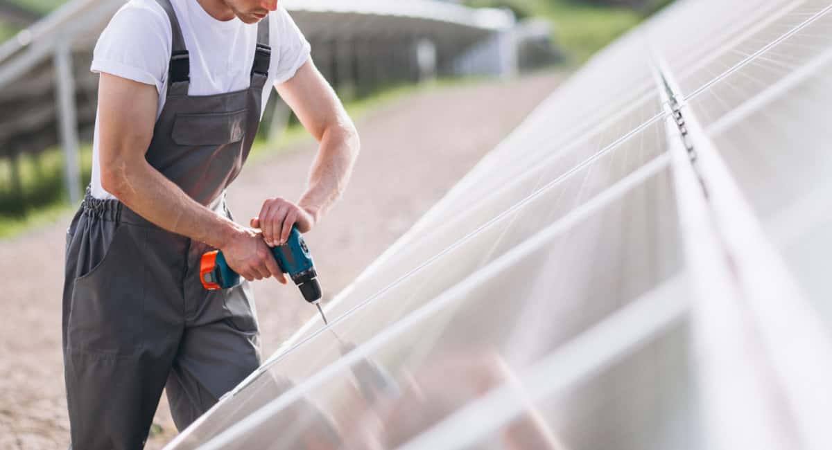 Плёнка и поликарбонат — вчерашний день: показываю стеклопакеты для теплиц, которые служат 30 лет