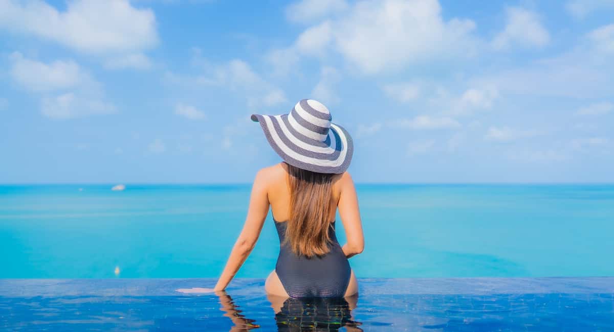 Турция больше не хит сезона 2026: вот куда летим отдыхать в мае — теплое море, без толпы и в 2 раза дешевле