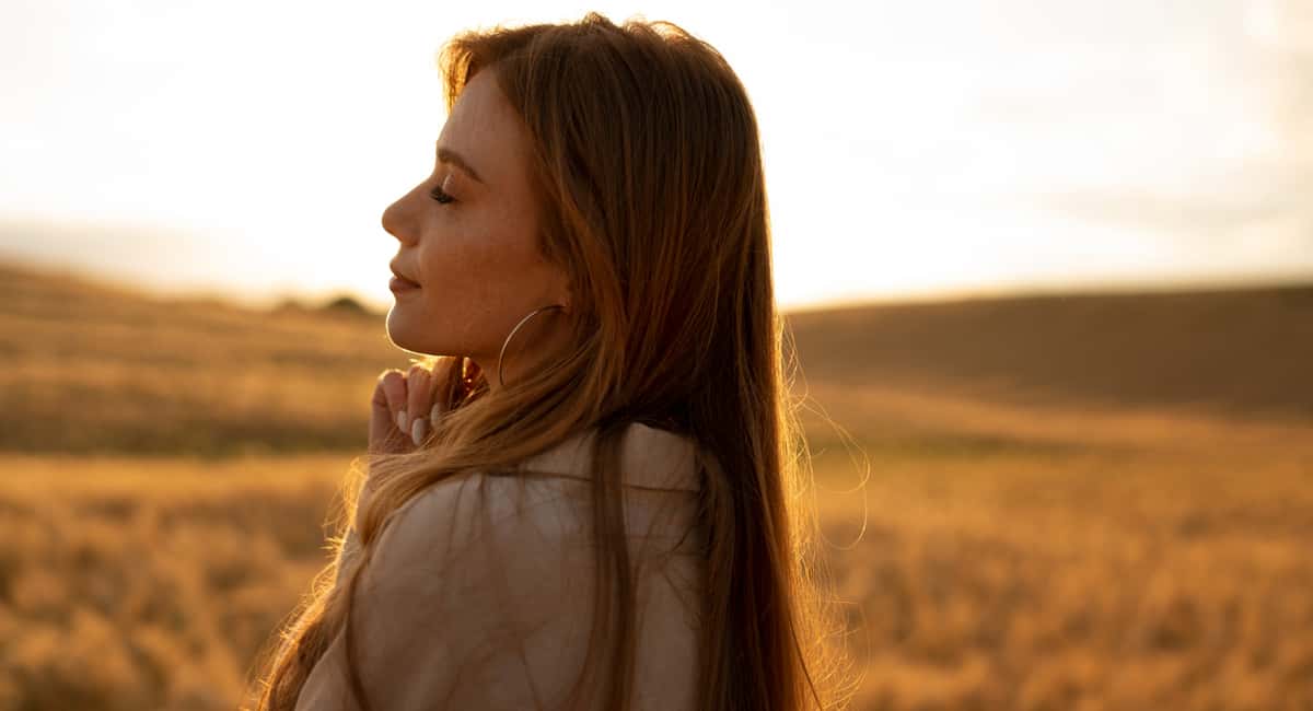 Умная женщина не должна говорить мужчине, что любит его: 10 мудрых уроков любви от Ремарка