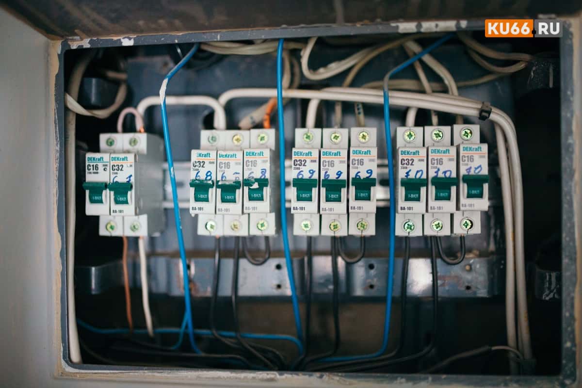 Почему собственникам лучше записать показания счетчиков до апреля