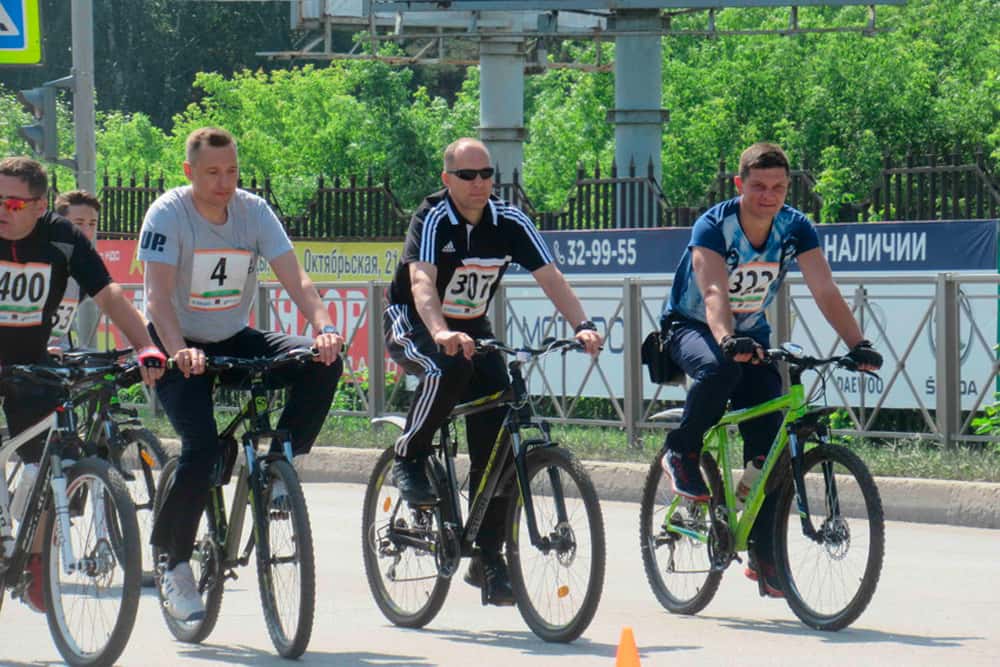 Жителей Каменска просят снизить уровень шума, загрязнения воздуха и улучшить здоровье. Надо-то всего-ничего — на день отказаться от авто