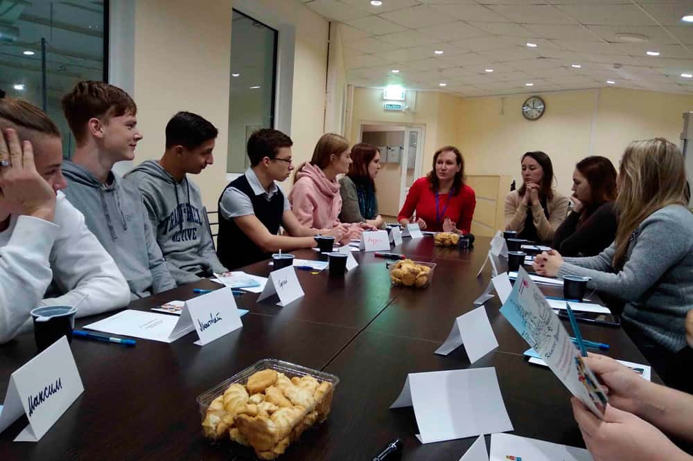 «На территории города большие изменения»: чиновники спросили молодых каменцев, куда они пойдут на свидание или поведут гулять ребенка...