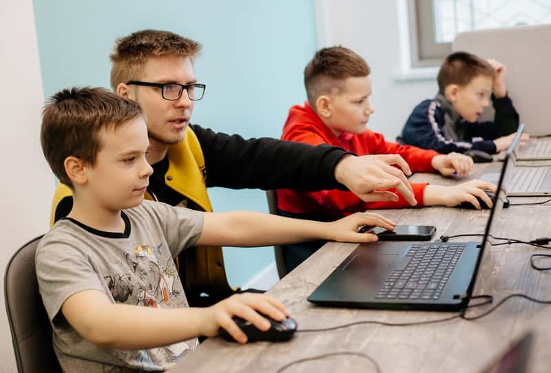 KIBERone: КиберШкола для резидентов из будущего