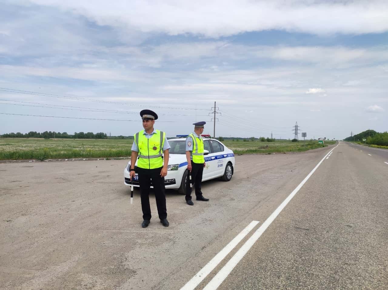 Гражданин Таджикистана пытался подкупить сотрудников ГИБДД Каменска-Уральского