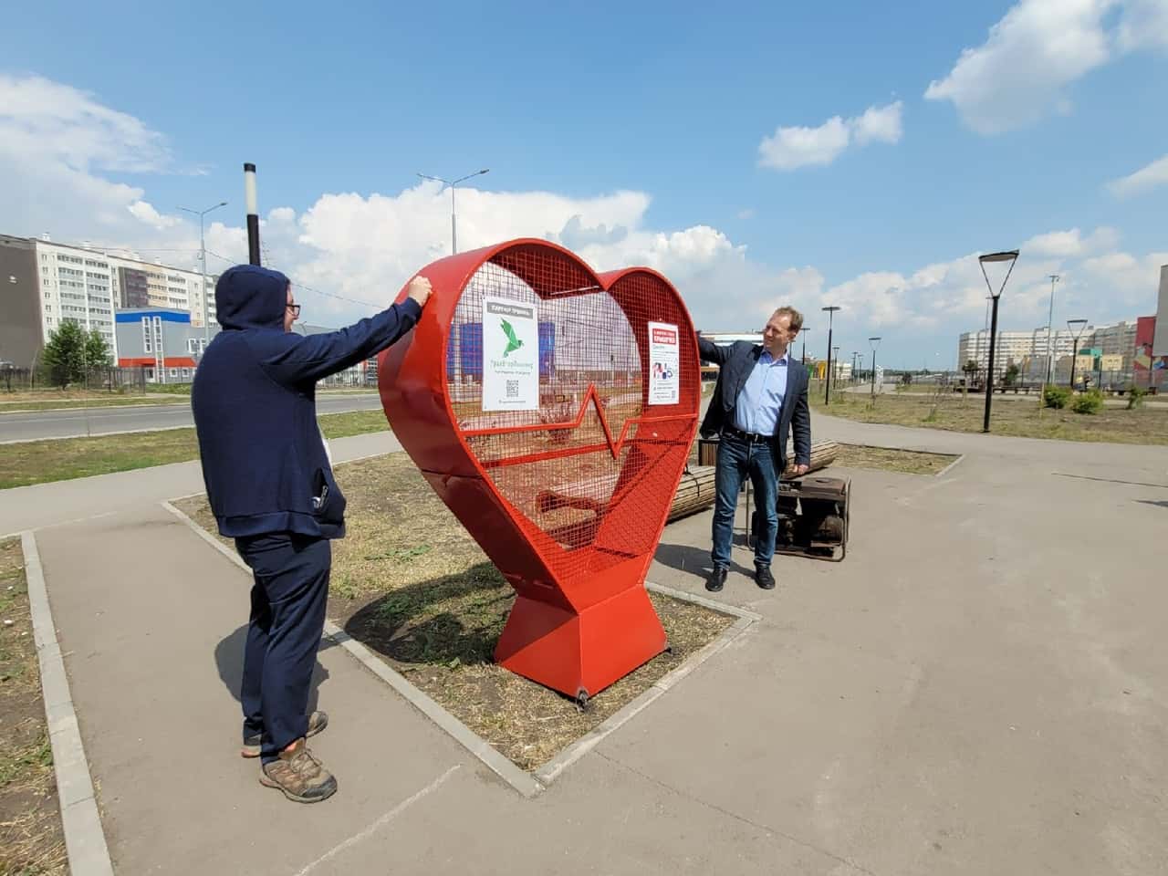 В сквере Молодежный в Каменске-Уральском установили арт-объект