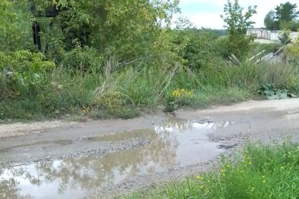 Под Каменском-Уральским канализационные стоки стекают в Каменку 