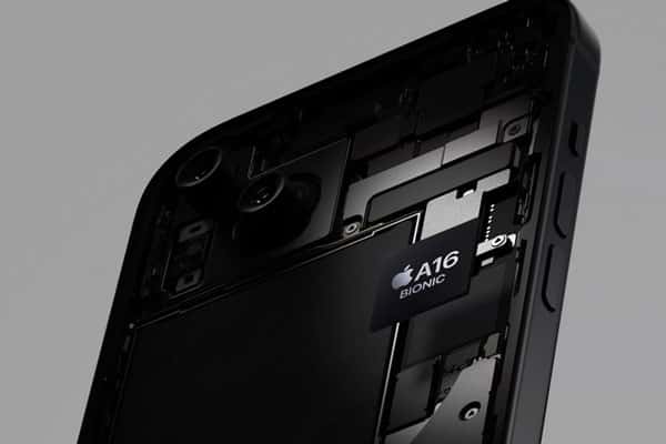 В Dubai Mall произошла массовая драка за новые iPhone 15