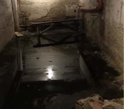 Жители Каменска-Уральского и района жалуются на затопленные подвалы 