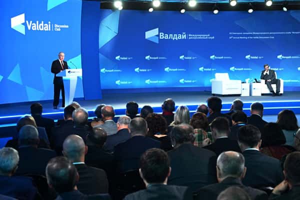 Владимир Путин: в телах погибшего руководства «Вагнера» были фрагменты гранат