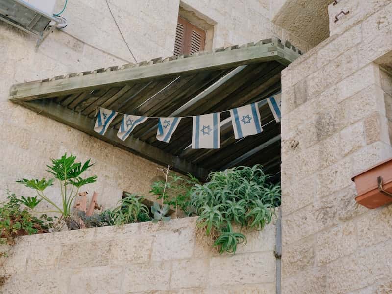 Уральцев просят покинуть Израиль 