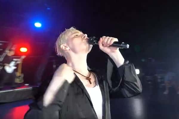 SHAMAN назвал Пугачёву своей фанаткой после её публикации, объясняющей слова о рабах и холопах