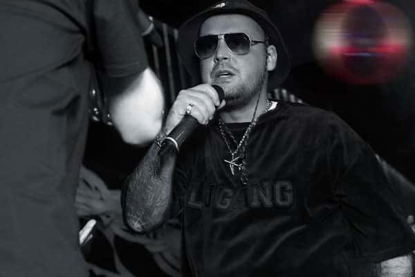 Гуф покинул Россию и отменил новогодние концерты