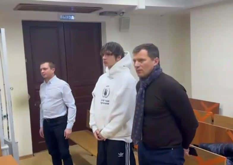 Арестовали самого голого участника скандальной вечеринки Ивлеевой