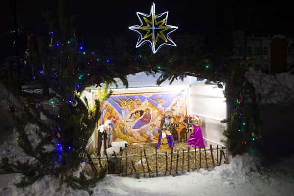 В Каменске-Уральском в Свято-Троицком соборе прошла Рождественская ночная Литургия