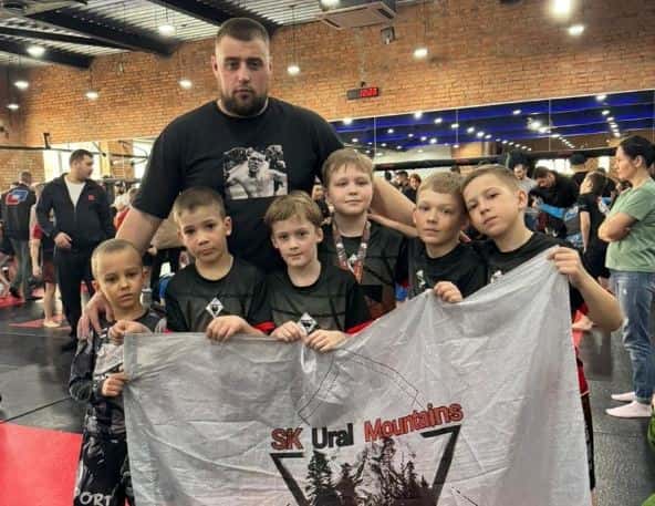 Спортсмены из Каменска-Уральского заняли призовые места в турнире по кикбоксингу и грэпплингу 