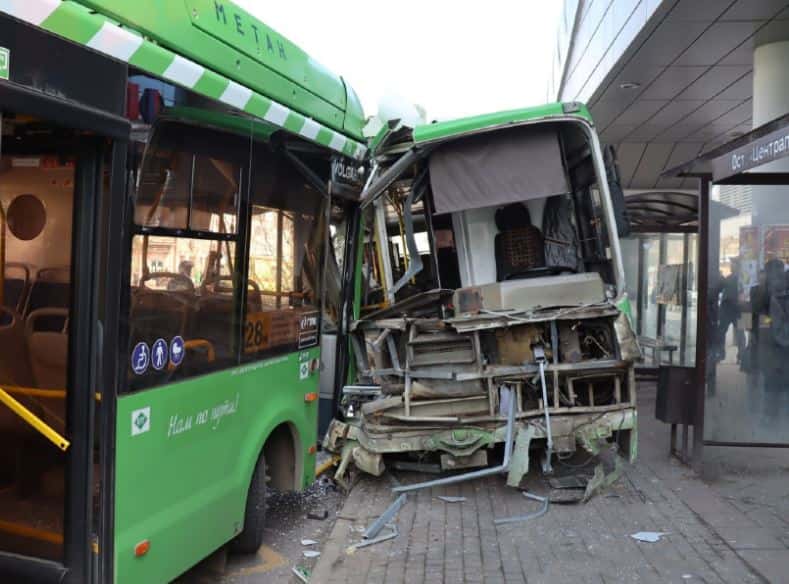 В Курске произошло страшное ДТП с автобусом