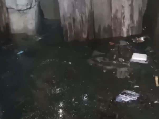 В деревне под Каменском-Уральским затапливает дом