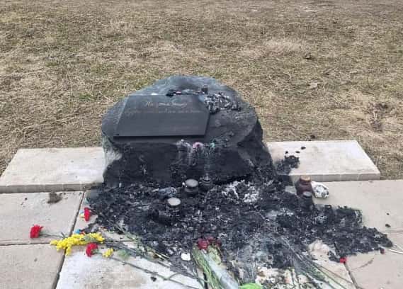 Нашелся хулиган, который сжег московский мемориал жертвам теракта в «Крокусе»