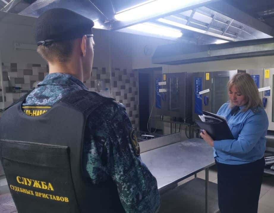 Судебные приставы приостановили деятельность поставщика «Жизньмарта», из-за которого произошли отравления