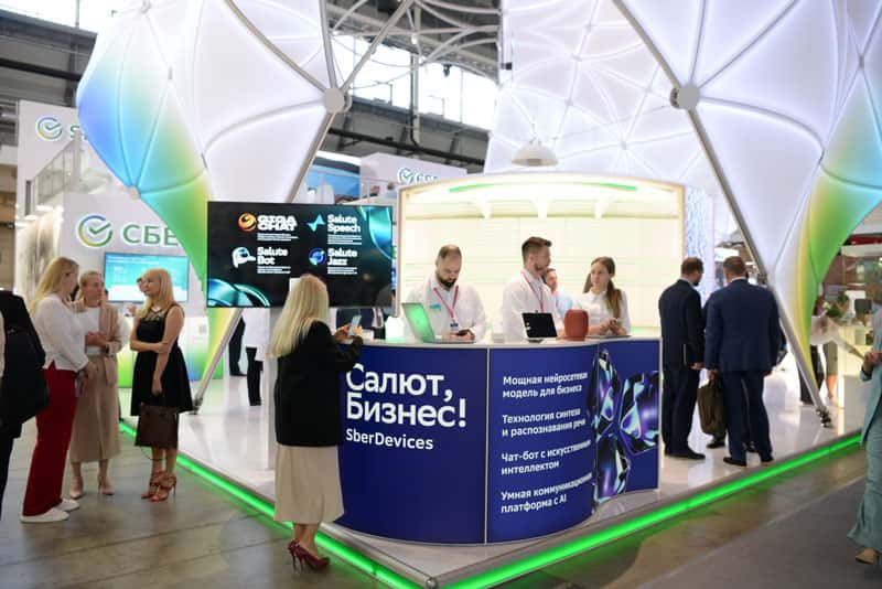 Сбер подписал на «Иннопроме» более 30 соглашений о реализации новых проектов