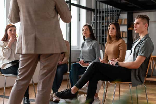 "Инфоцыганам" запретят делать обучающие курсы без лицензии