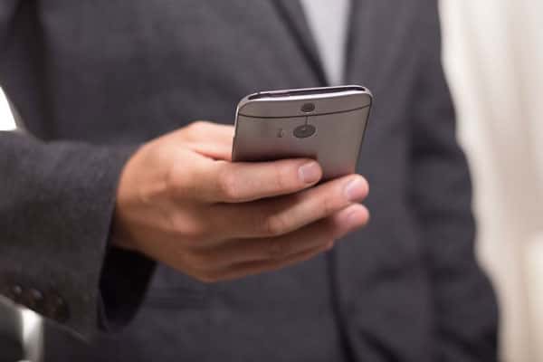 На Урале суд заставил женщину извиниться перед мертвым мужем