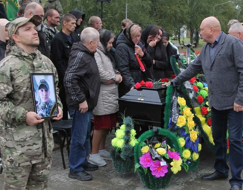 «Вагнеровец», погибший в ДТП, удирал от полиции на BMW в Каменске-Уральском