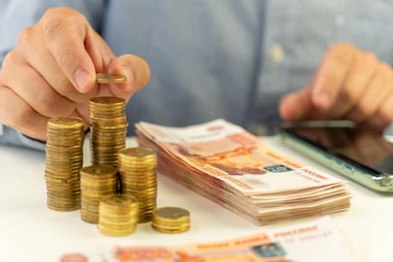 В России вдвое замедлится рост зарплат