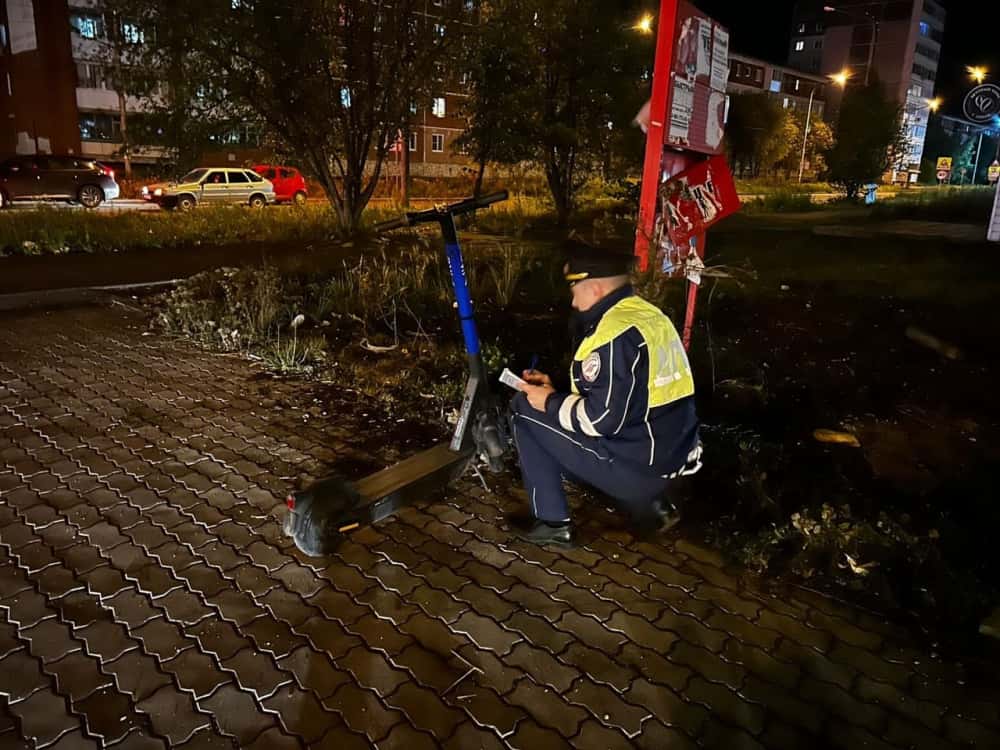 В Каменске-Уральском самокатчик сбил 7-летнего мальчика и скрылся