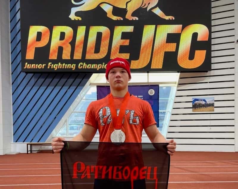 15-летний борец из Каменска-Уральского стал серебряным призером межрегионального турнира