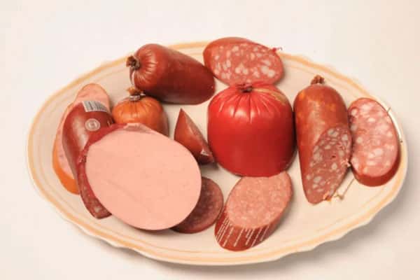 Россельхознадзор обнаружил опасный антибиотик в уральской колбасе 