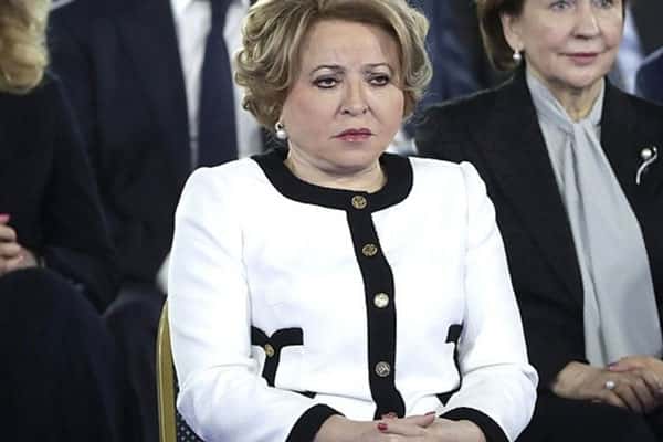 Матвиенко посоветовала мэру Екатеринбурга чаще ездить на автобусе