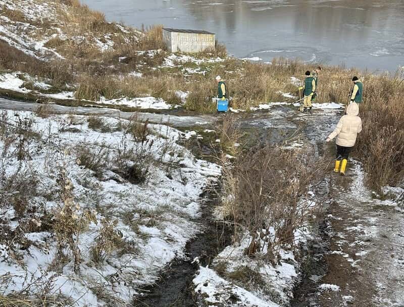 Росприроднадзор выявил несанкционированный сброс канализации в Исеть в поселке Мартюш