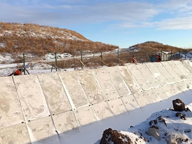 Пруд для сточных вод и участок для сортировки мусора: как в Каменске модернизируют полигон ТКО