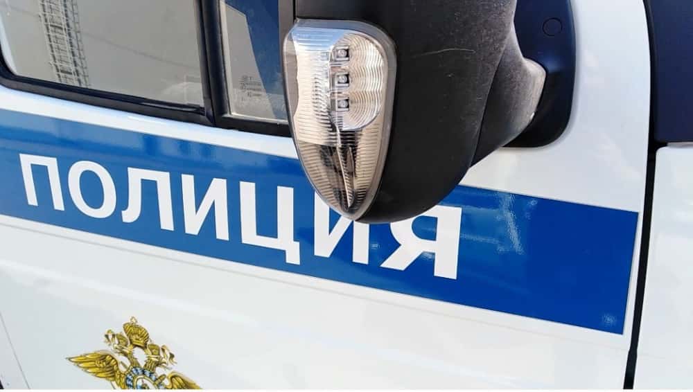 В Синарском районе местный житель украл деньги пенсионера из банкомата и купил на них машинное масло