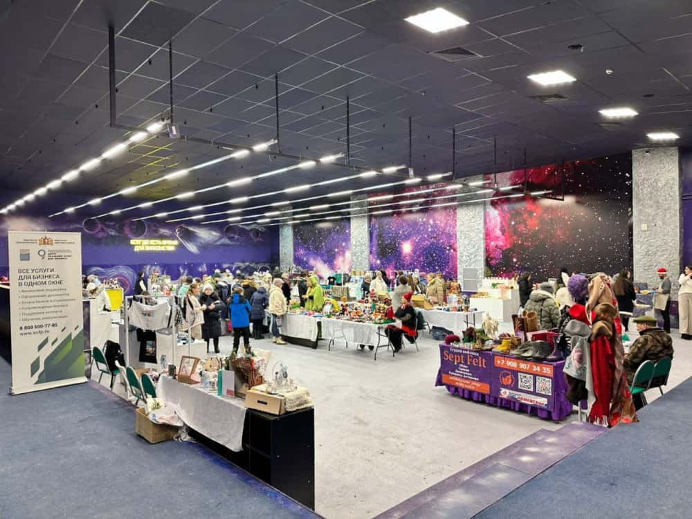 Новогодняя выставка-ярмарка прошла в Каменске-Уральском. Фото