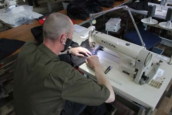 Колония в Каменске-Уральском шьёт одежду для участников СВО