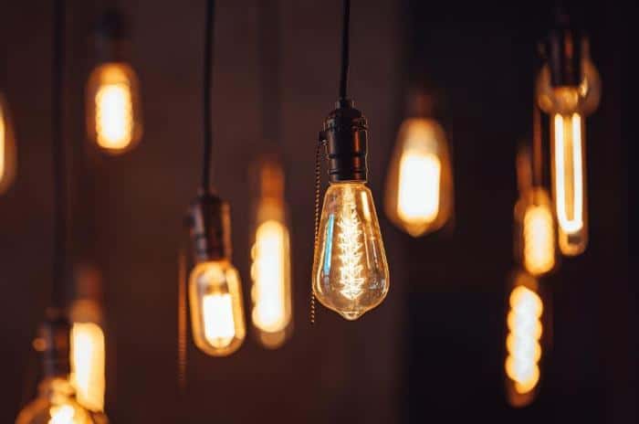 Отключение электричества в Каменске-Уральском: ремонт затронет несколько улиц