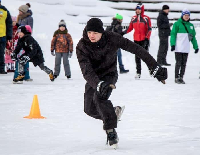 «Лед надежды нашей — 2025»: в Каменске-Уральском пройдет массовый заезд на коньках