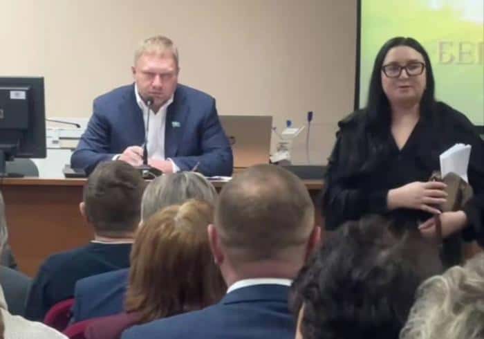 В Свердловской области мэр проиграл выборы жене своего водителя 