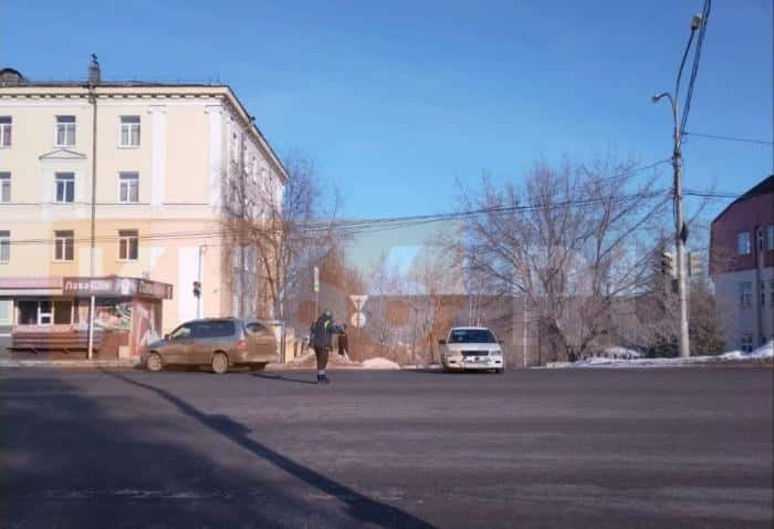 Перекрыты улицы: студентов Каменск-Уральского политехнического колледжа эвакуировали в Театр Драмы 