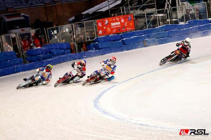«Это было невероятно!» - Дмитрий Хомицевич завоевал серебро на финале Чемпионата России по мотогонкам на льду в Подмосковье