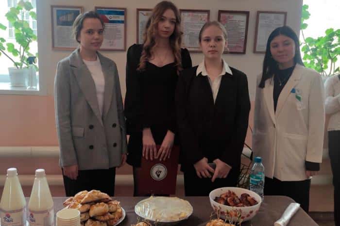 «Наше многообразие — это сила!»: как прошел невероятный Фестиваль национальных культур в Свердловском областном медицинском колледже