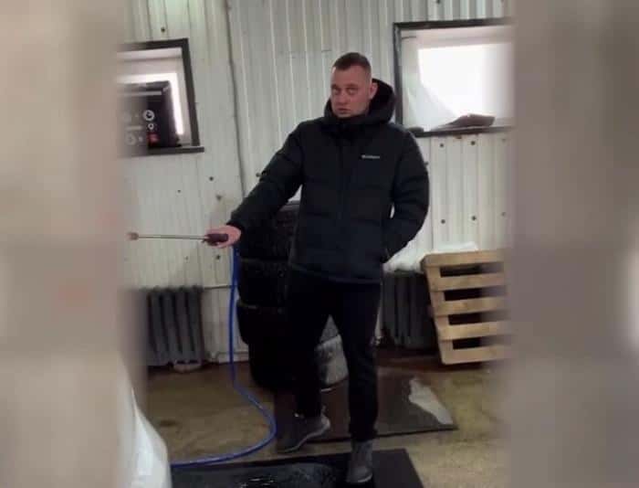 Главаря банды преступников Александра Лачугина, которая пытала девушек на автомойке в Каменске-Уральском, ищет полиция